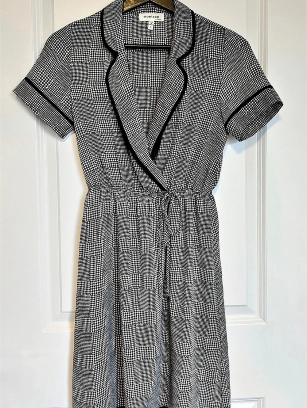 Monteau Houndstooth Short Sleeve Wrap Dress Mini Black & White